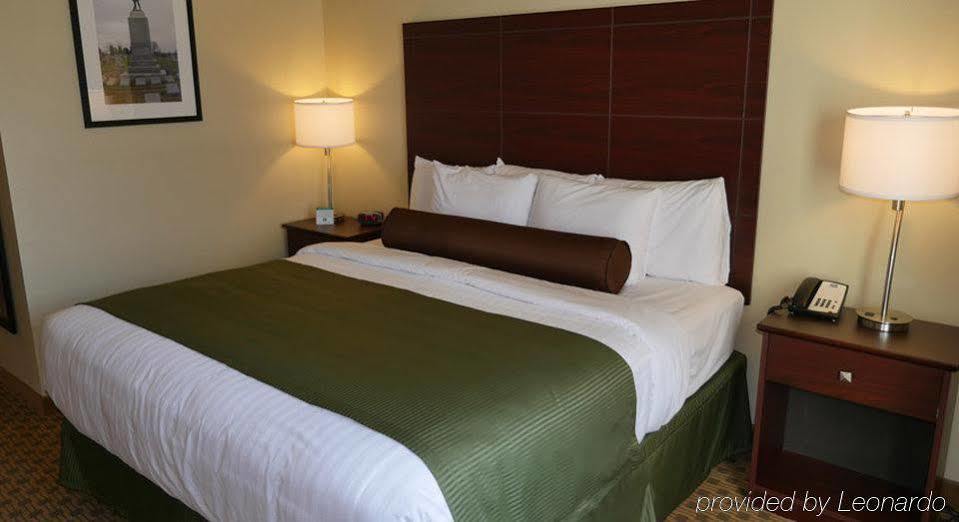 Hotel Cobblestone & - Waverly