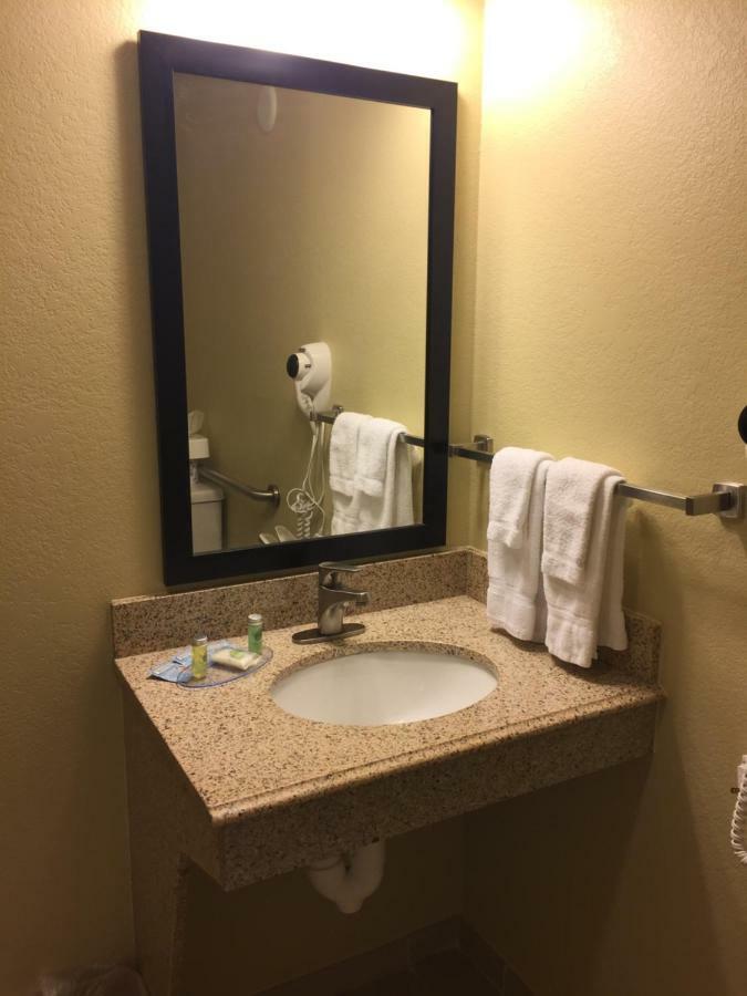 Cobblestone & - Hotel Waverly