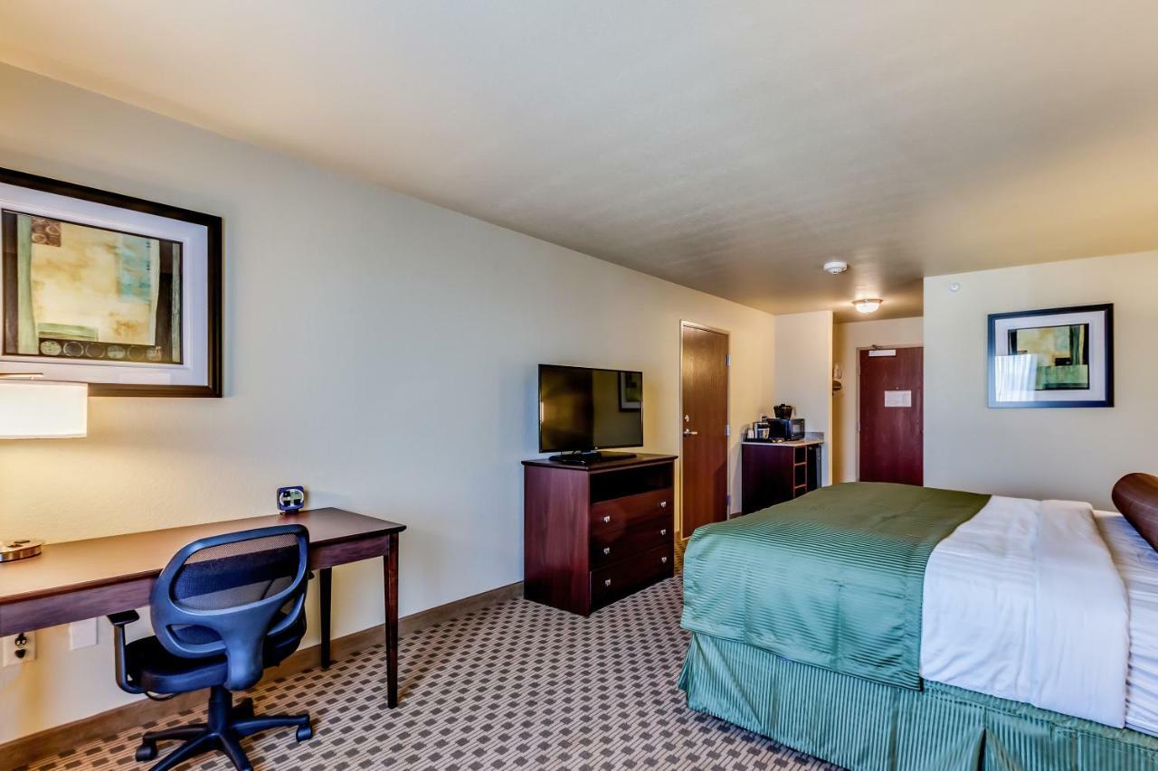 Cobblestone & - Hotel 3*